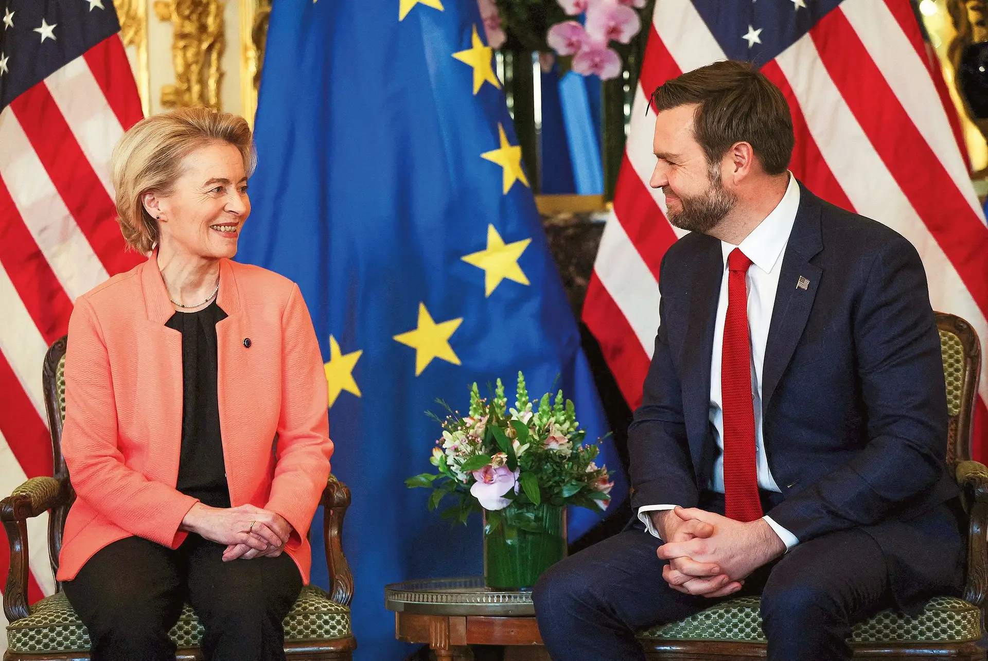 Von der Leyen transmitiu a J. D. Vance o compromisso da UE com uma “relação comercial justa” com os EUA