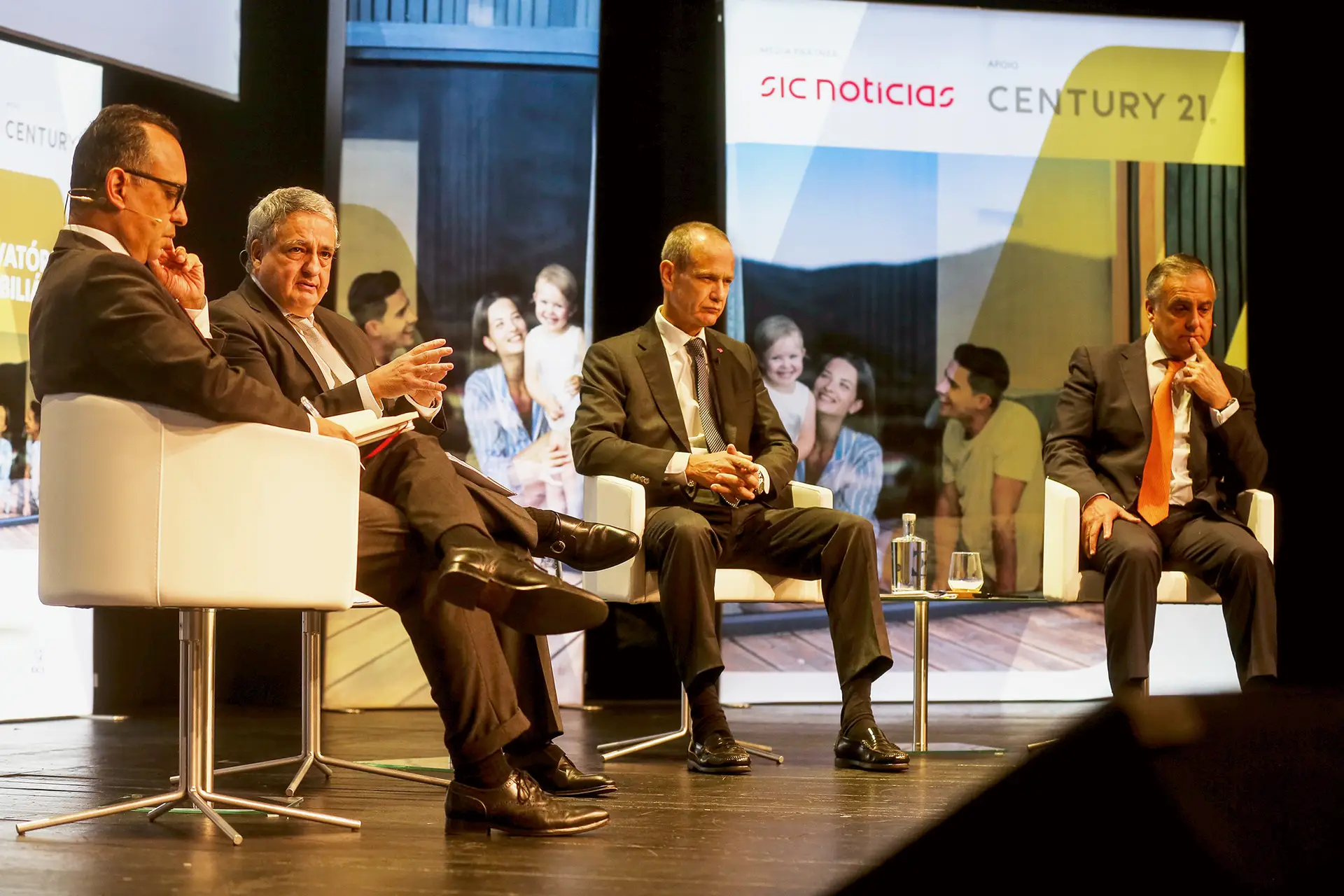 Os CEO dos principais bancos reforçaram o papel das taxas de esforço e da descida das taxas de juro na compra de casa