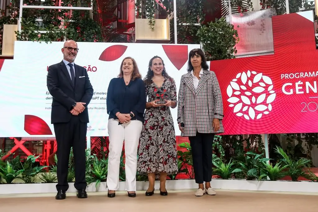 Em 2023, a equipa liderada pela investigadora Elisabeth Pádua, do Instituto Nacional de Saúde Dr. Ricardo Jorge, venceu uma bolsa de investigação