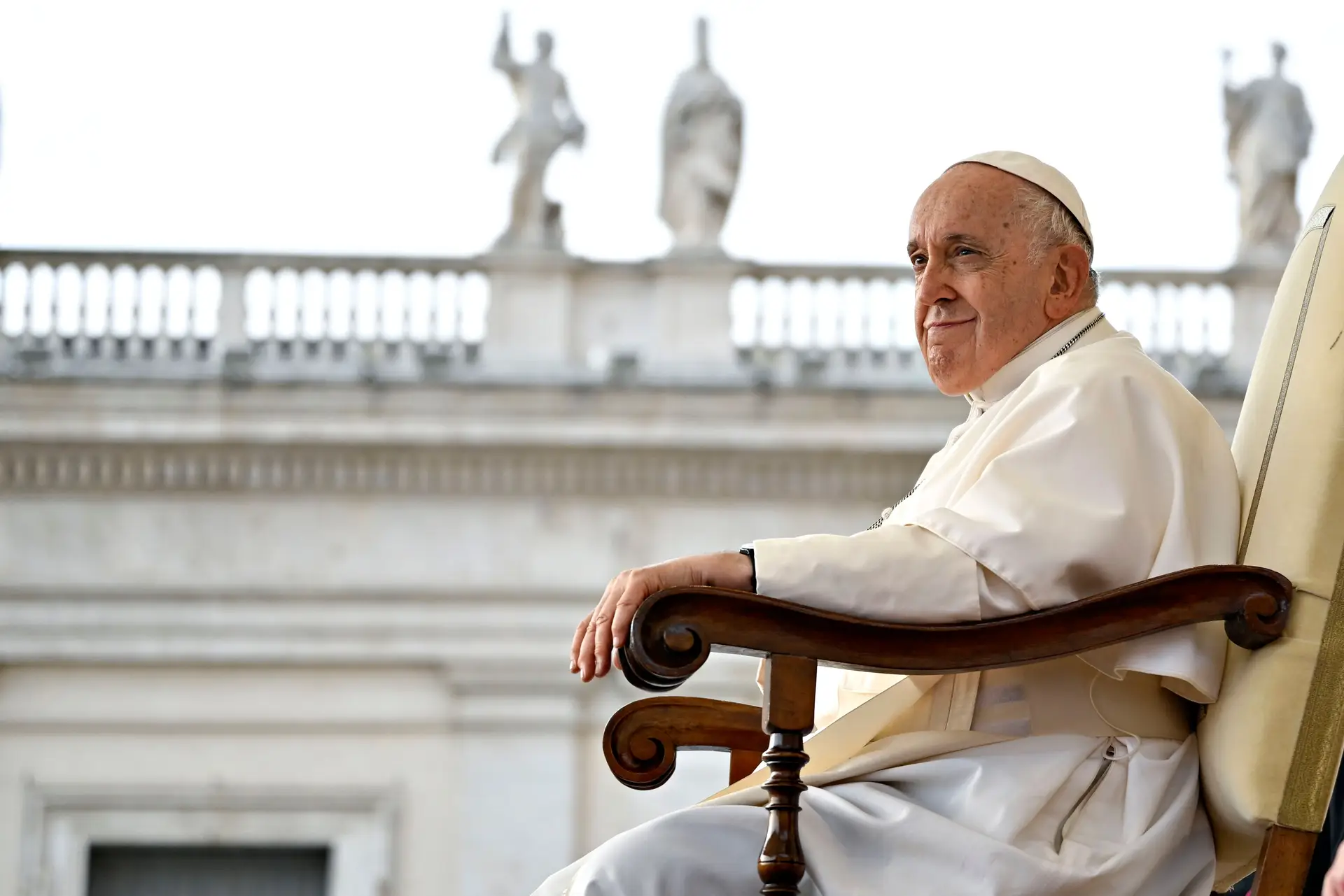 Papa Francisco passou uma noite tranquila e descansou