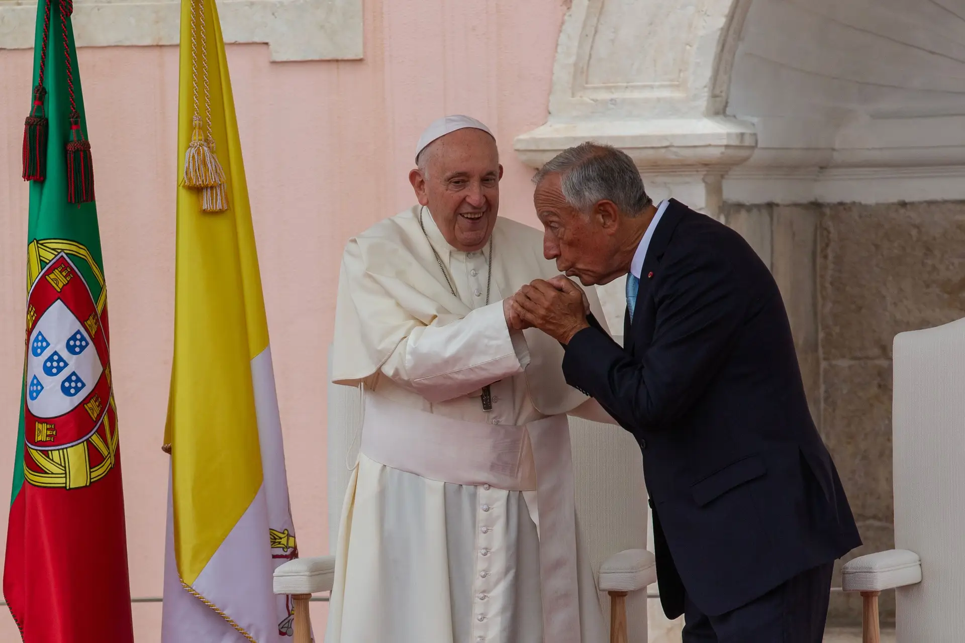 Marcelo destaca "traço único" do Papa Francisco que torna "muito difícil" a escolha do sucessor