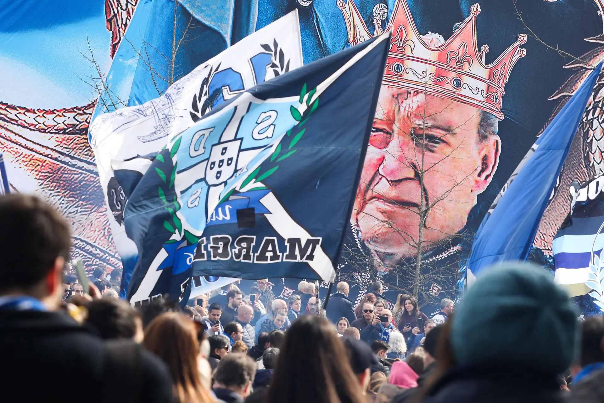 As imagens de como o Porto, e o FC Porto, se despediram de Pinto da Costa no dia em que Lisboa tremeu
