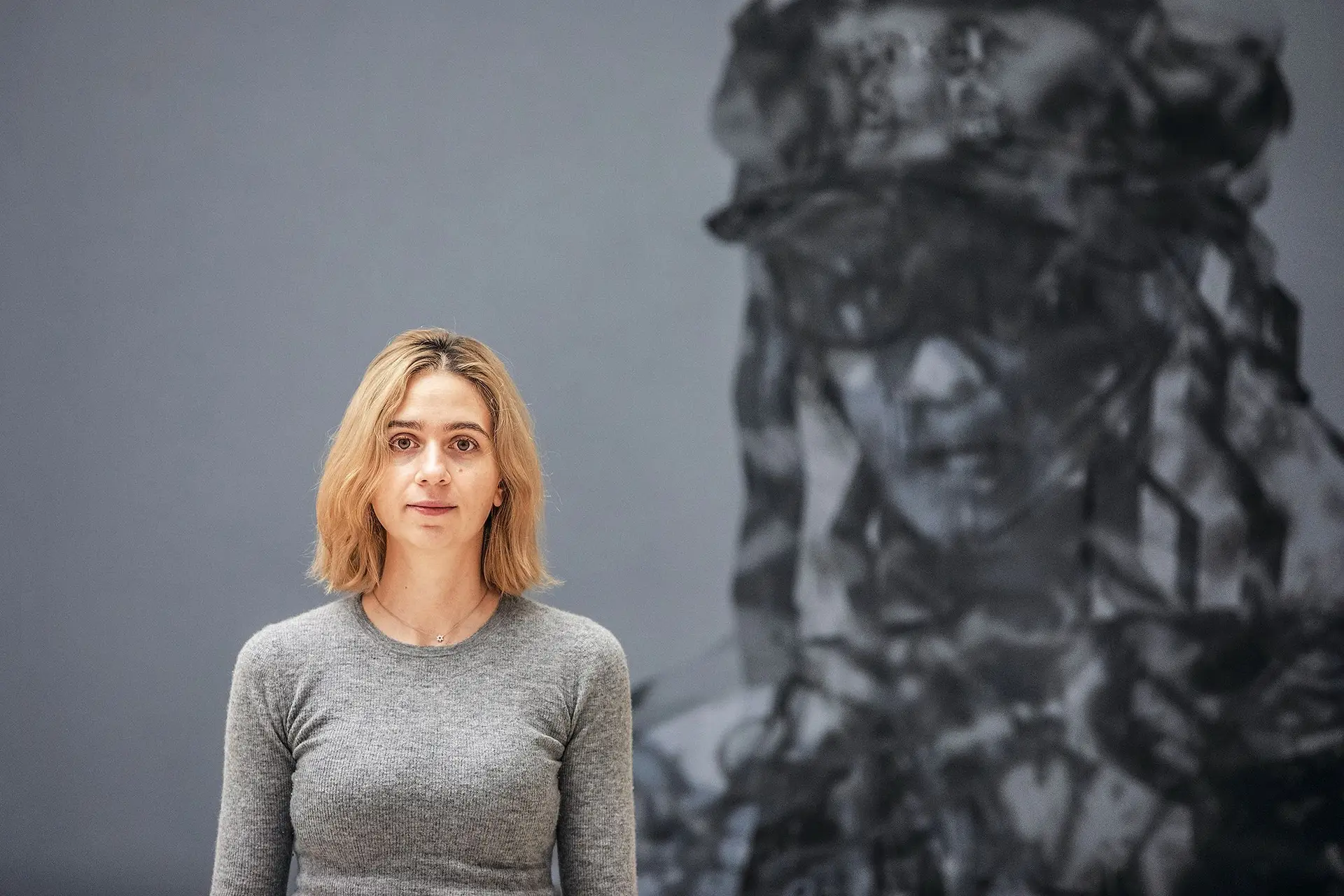 Avery Singer no Museu de Serralves em fevereiro de 2025