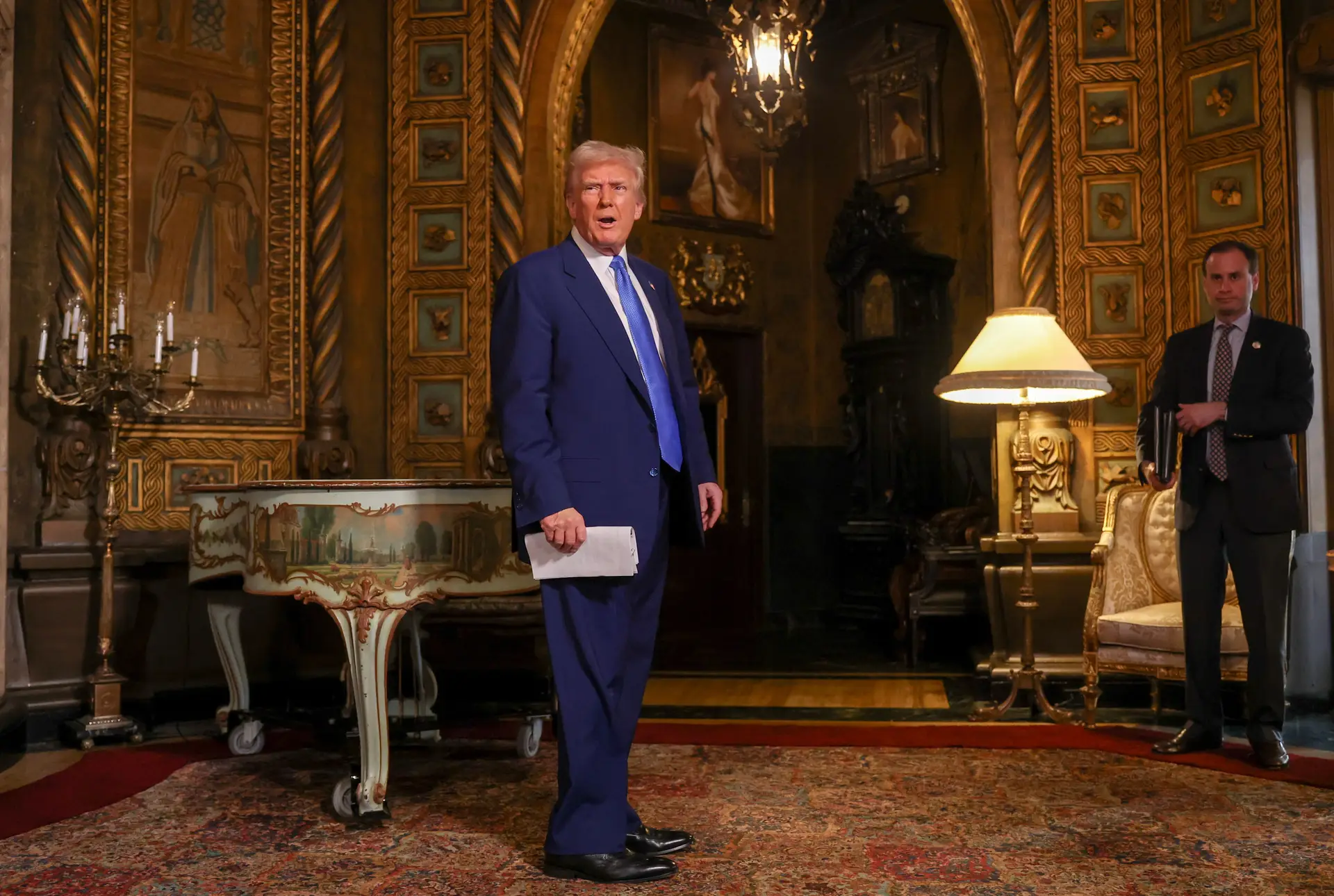 "Muito desapontado": Trump critica Zelensky, pressiona eleições na Ucrânia e admite encontro com Putin ainda em fevereiro