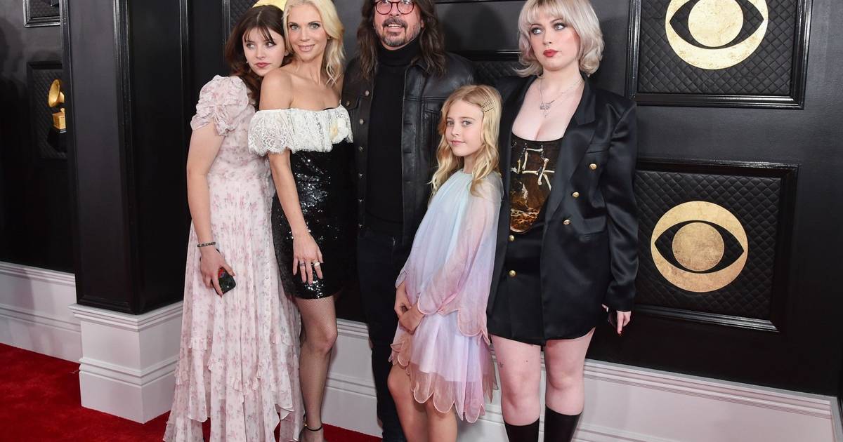 Revelada a identidade da mulher que deu à luz filha ilegítima de Dave Grohl, dos Foo Fighters