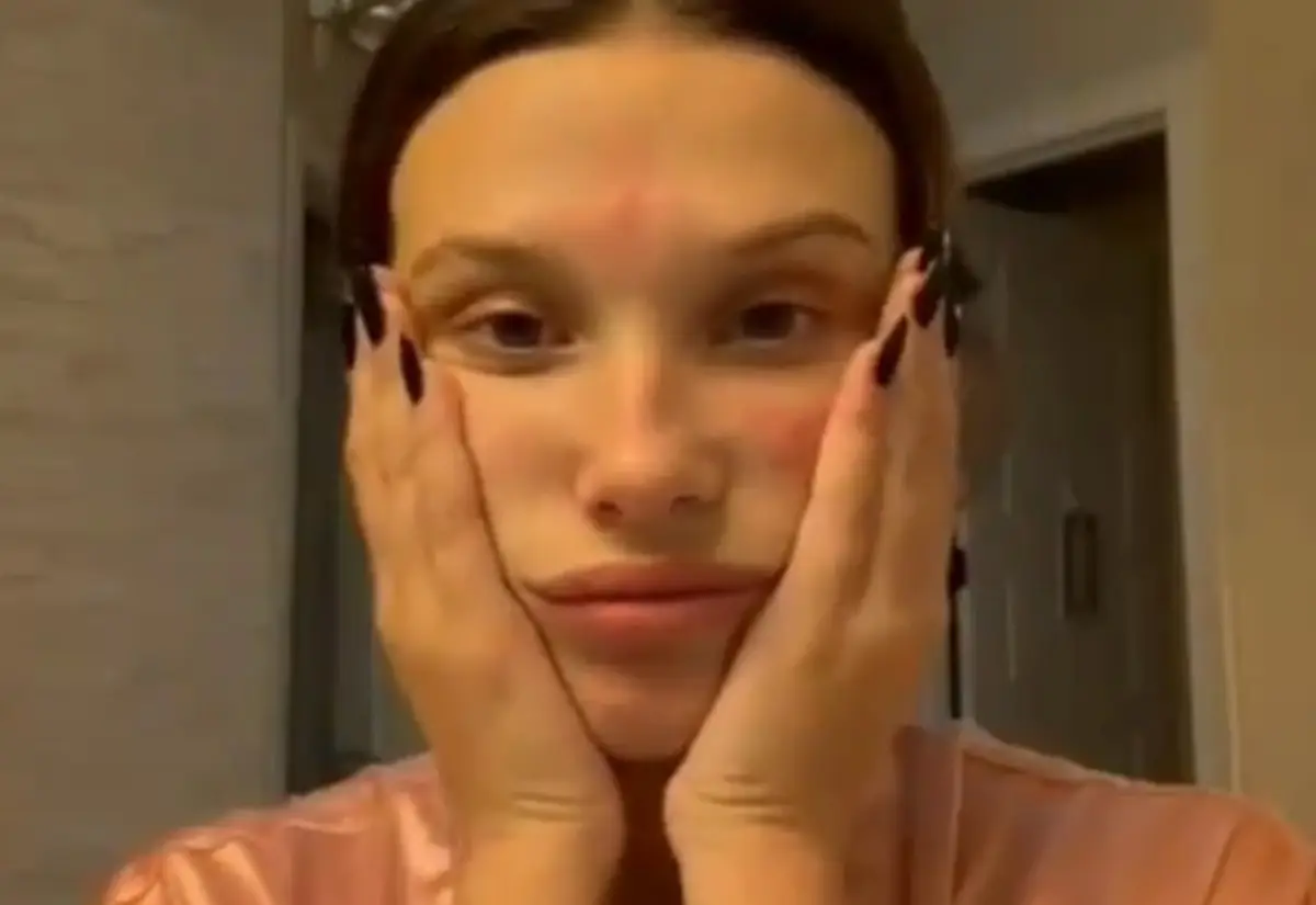 Chamaram-lhe “velha” e respondeu aos ‘trolls’: Millie Bobby Brown, de 21 anos, mostra como é sem maquilhagem