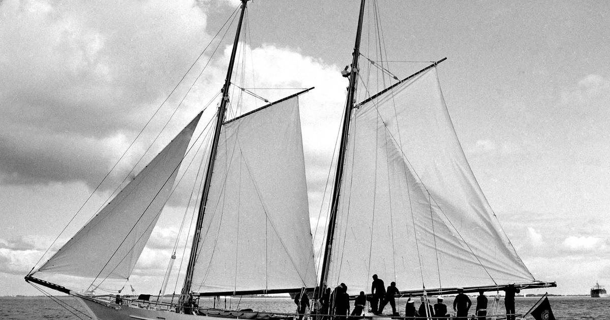 Navio-escola da Marinha naufragou na Base Naval de Lisboa – não há vítimas