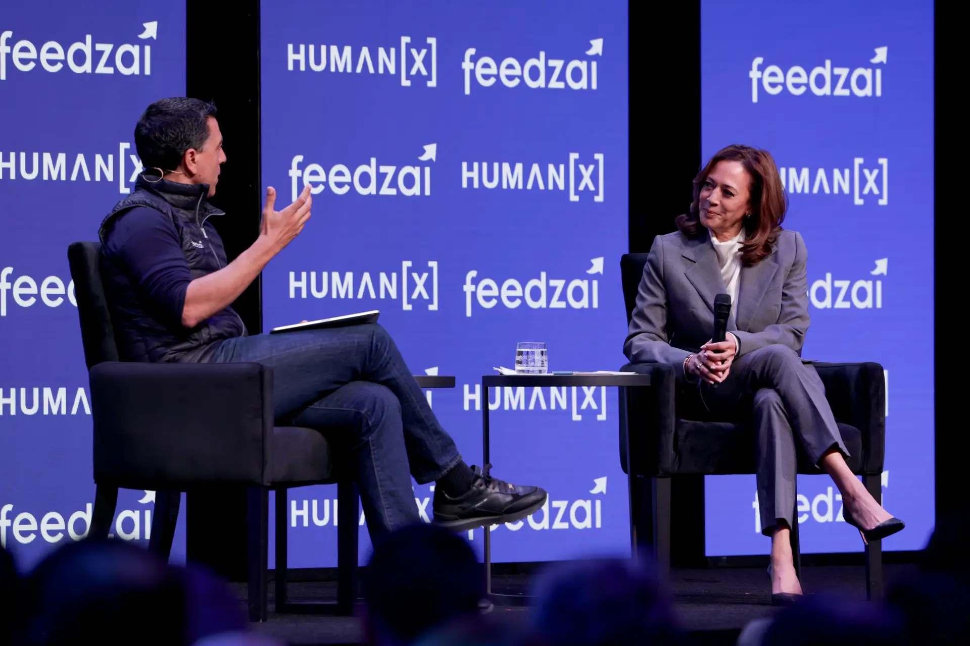 Kamala Harris esteve à conversa com um unicórnio português sobre IA: “Não podemos confundir disrupção com destruição”