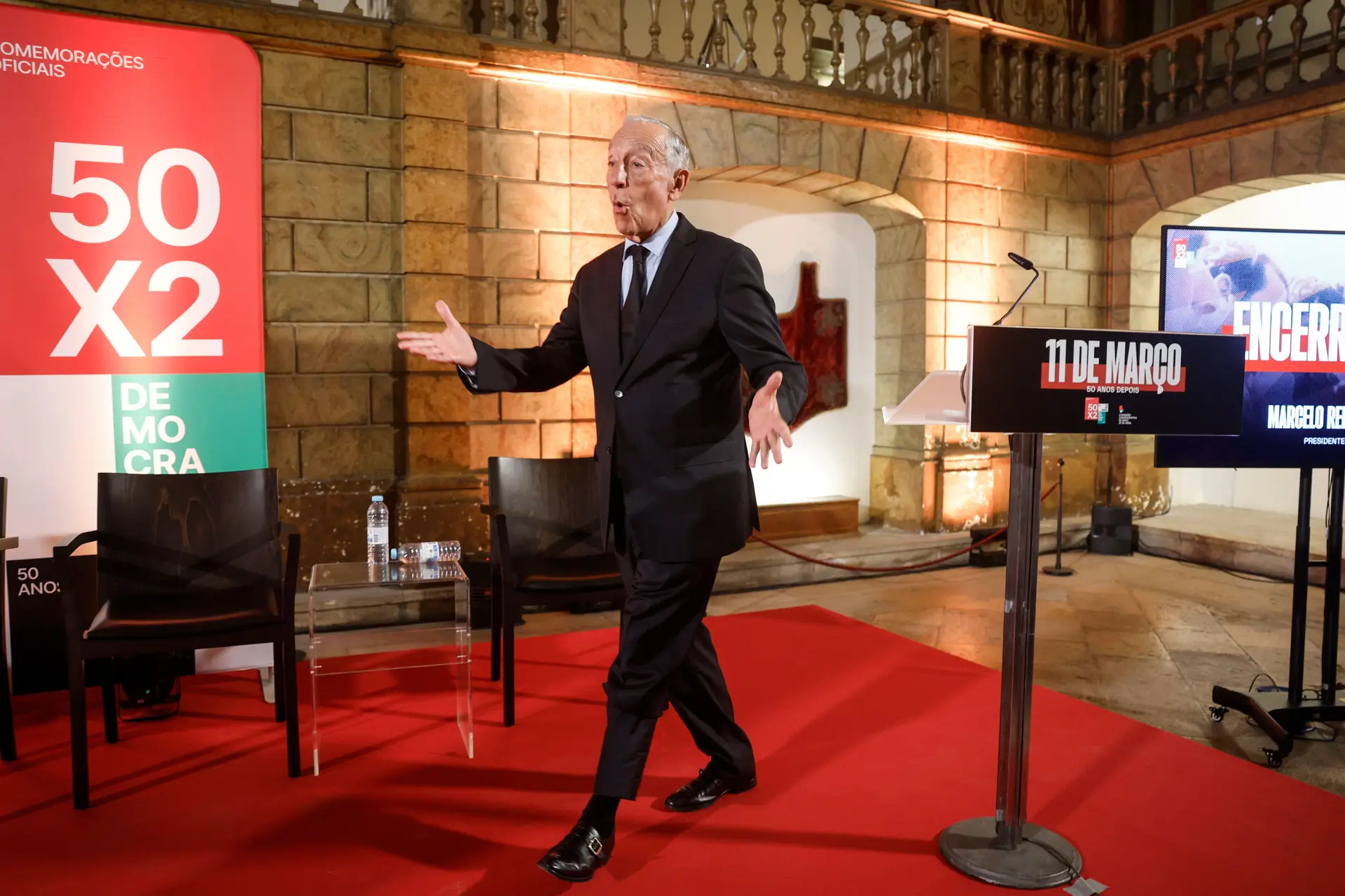 Marcelo diz que tem falado com líderes partidários e que sabem o que ele pensa
