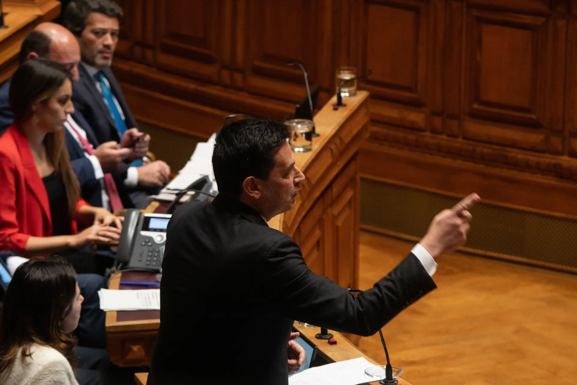Liberais abertos a acordo com AD: querem ser o "adulto na sala"