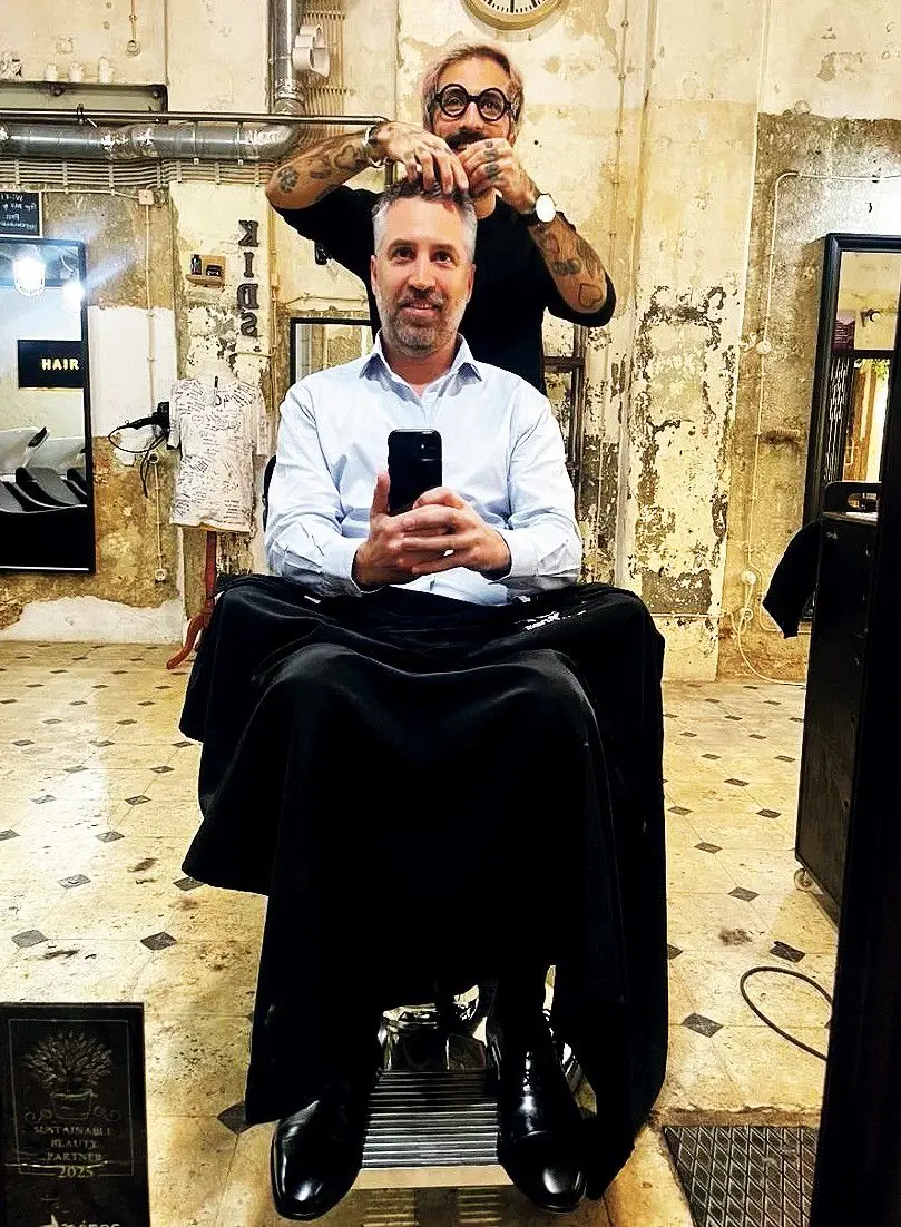 Barba, cabelo e garganta para um debate emocionante