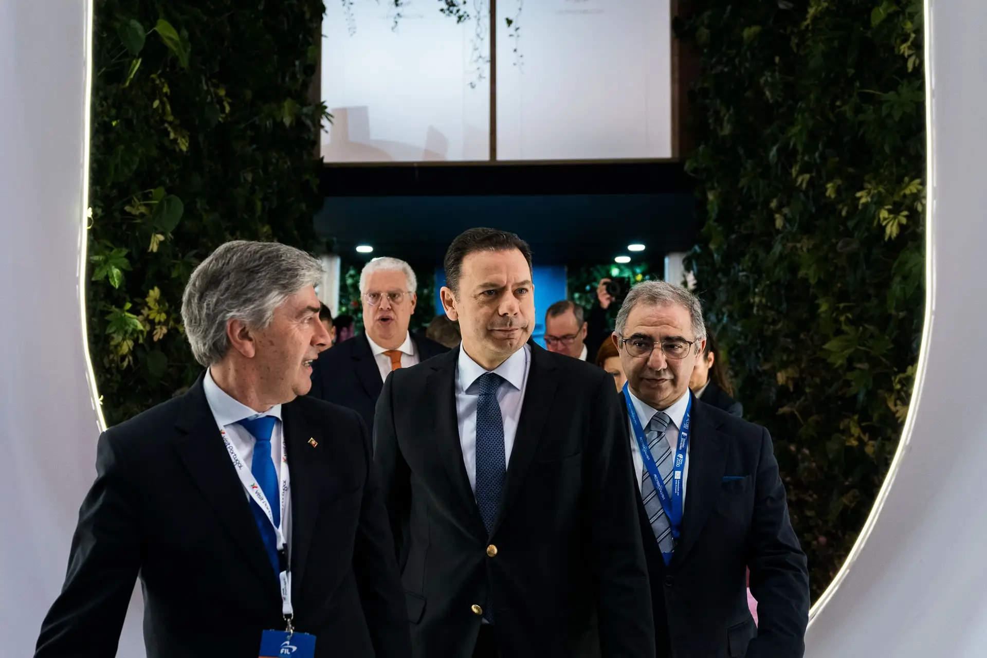 Montenegro queixa-se de "deturpação": "Entreguei toda a documentação que me foi pedida"