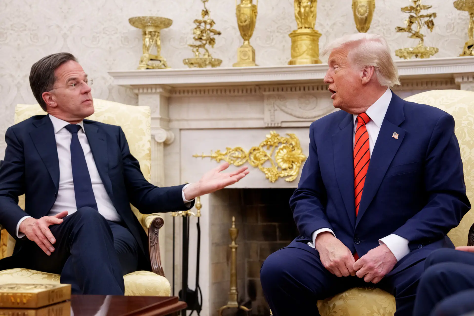 Mark Rutte, secretário-geral da NATO, e Donald Trump, Presidente dos Estados Unidos