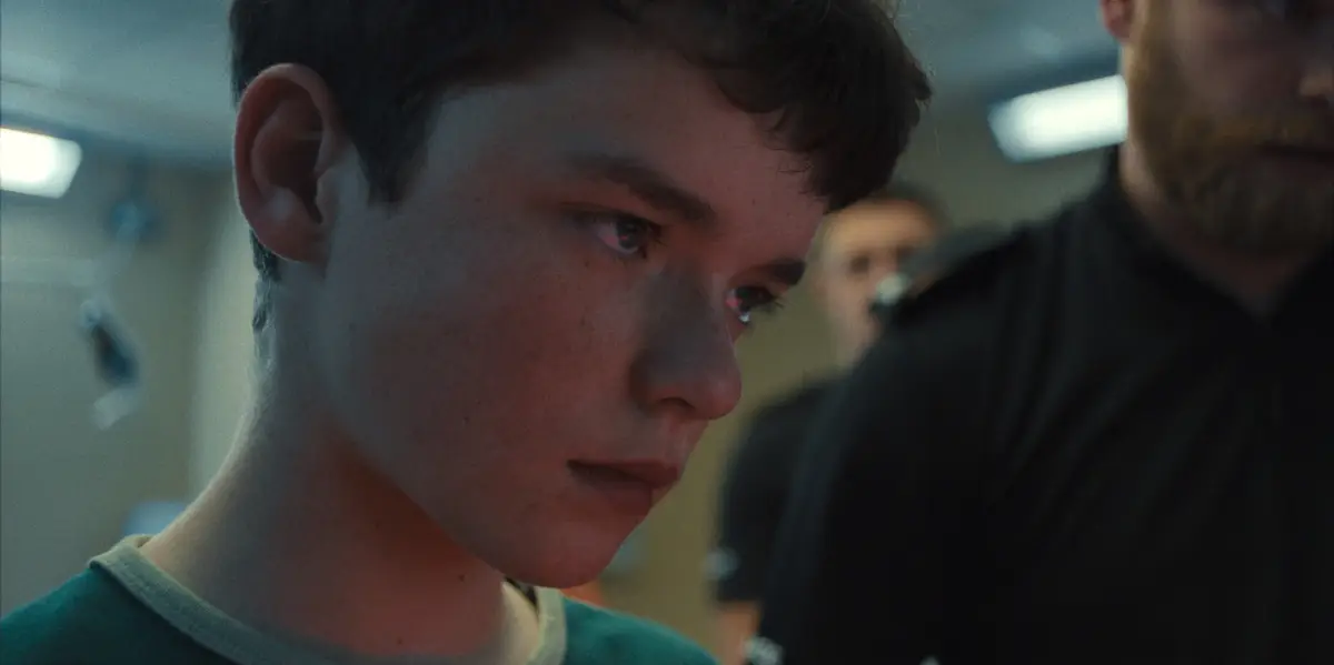 Minissérie “Adolescência” é a mais vista na Netflix: história de um jovem acusado de homicídio foi filmada em plano-sequência