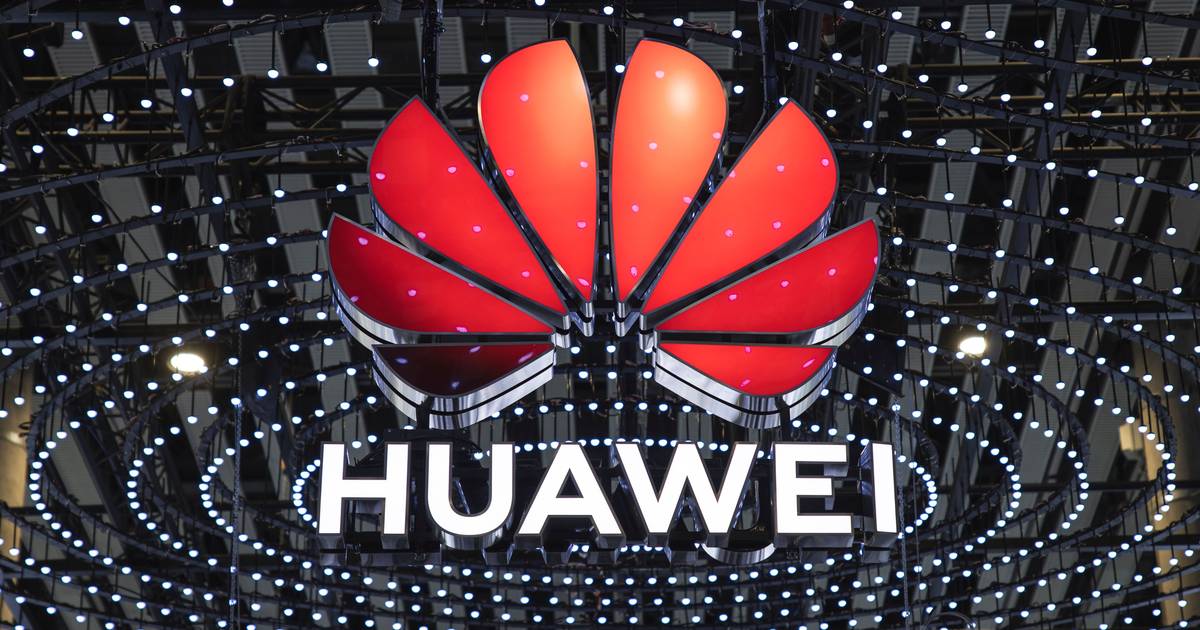 Comissão Europeia deu instruções a todos os gabinetes e serviços para suspenderem qualquer reunião planeada com a Huawei