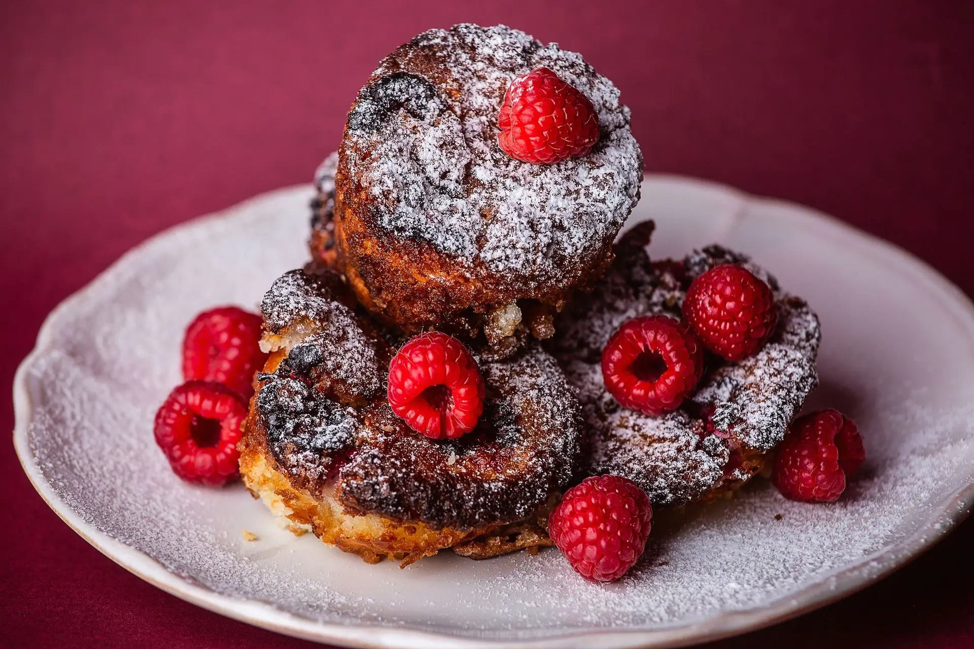 Receitas: o que são os friands e porque é que devem levar framboesas?