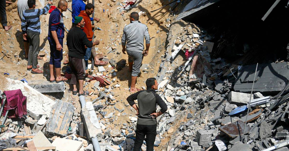 Israel quebra cessar-fogo e ameaça “paz duradoura” em Gaza: “Netanyahu só toma decisões que o vão ajudar politicamente”