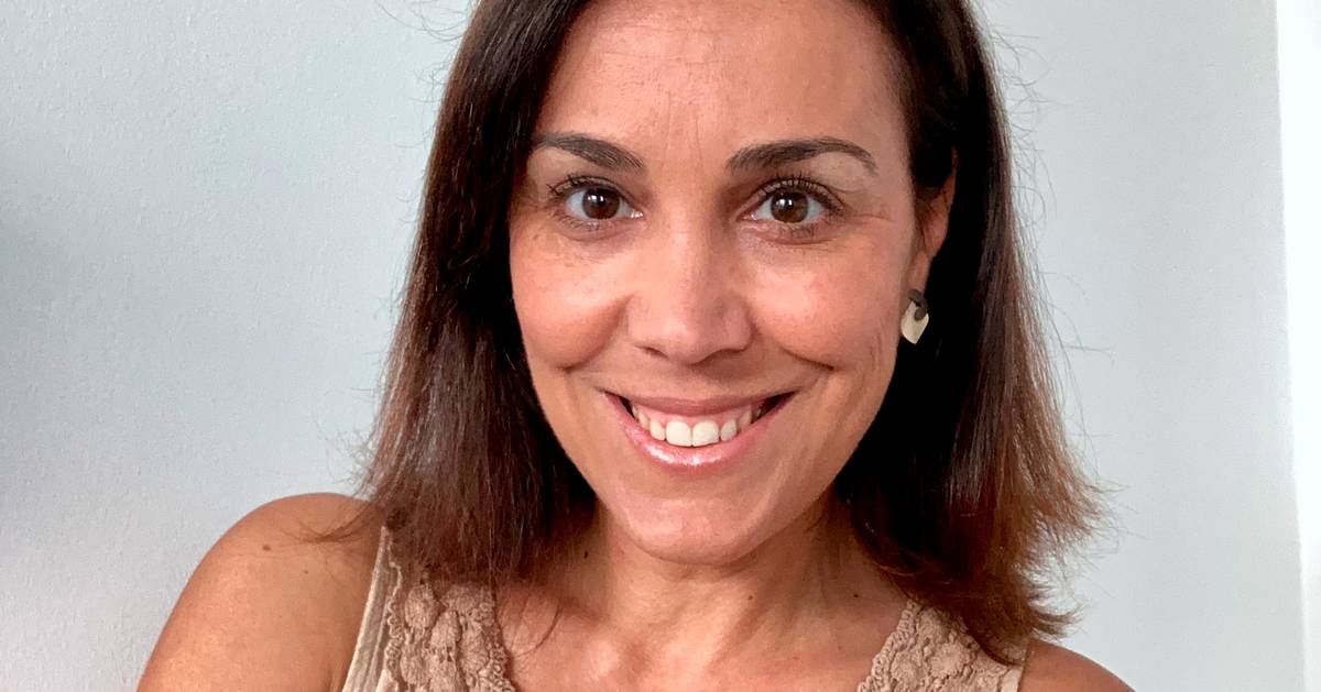 Tudo às claras, com Vânia Beliz: no SNS, “a partir do momento em que deixas de ser fértil, já não se interessam por ti”