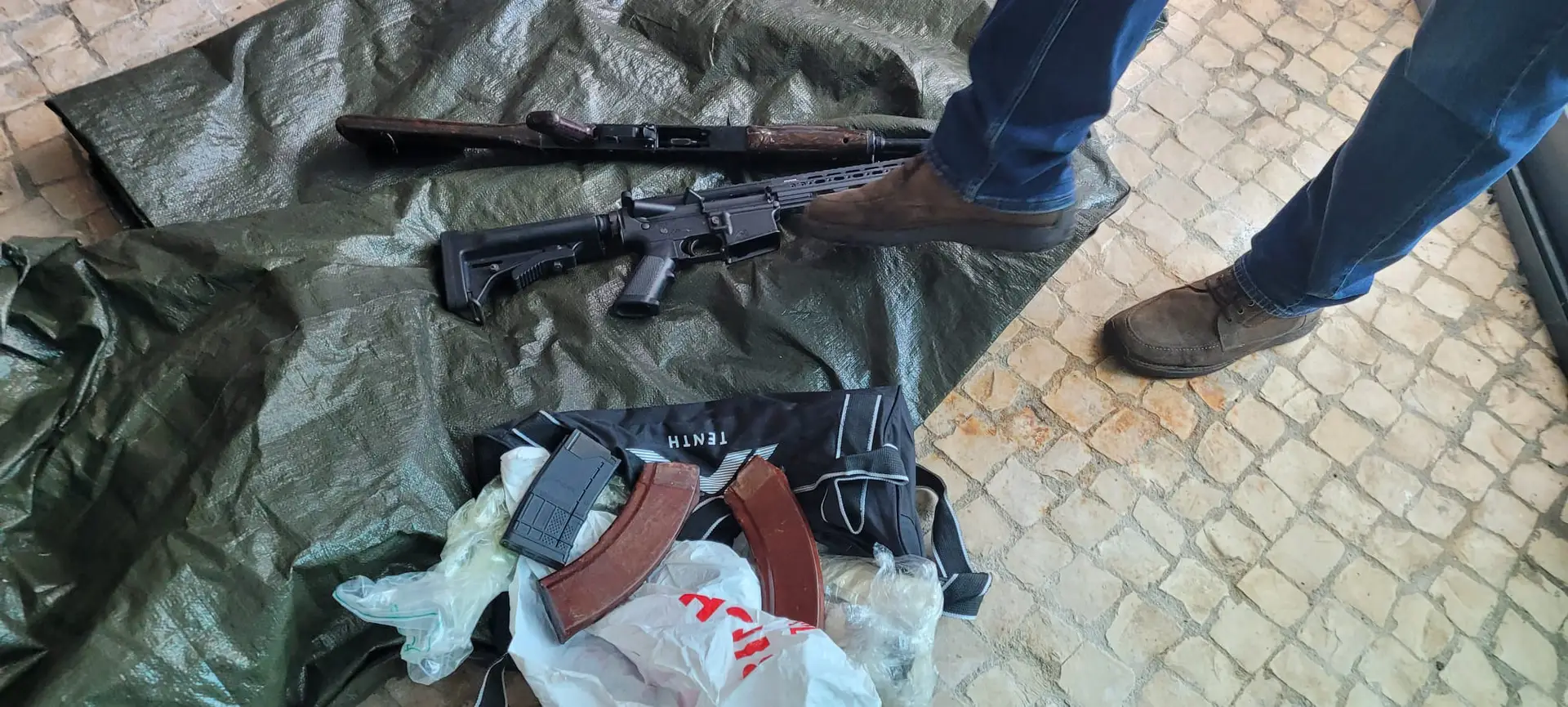 Apreensão de armas do tráfico de droga sobe quase 40%