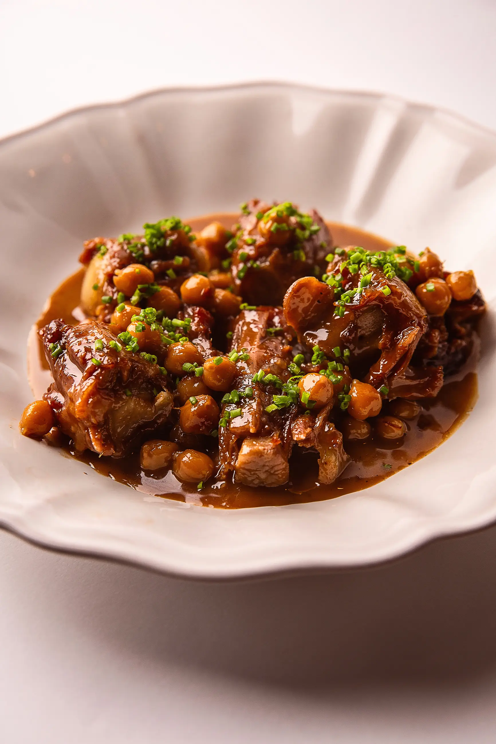 Receitas: um segredo chamado rabo de boi estufado com grão