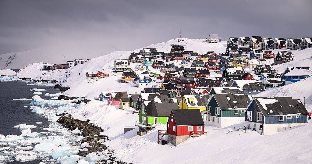 Estados Unidos estão a considerar “várias opções” para adquirir a Gronelândia, incluindo a militar