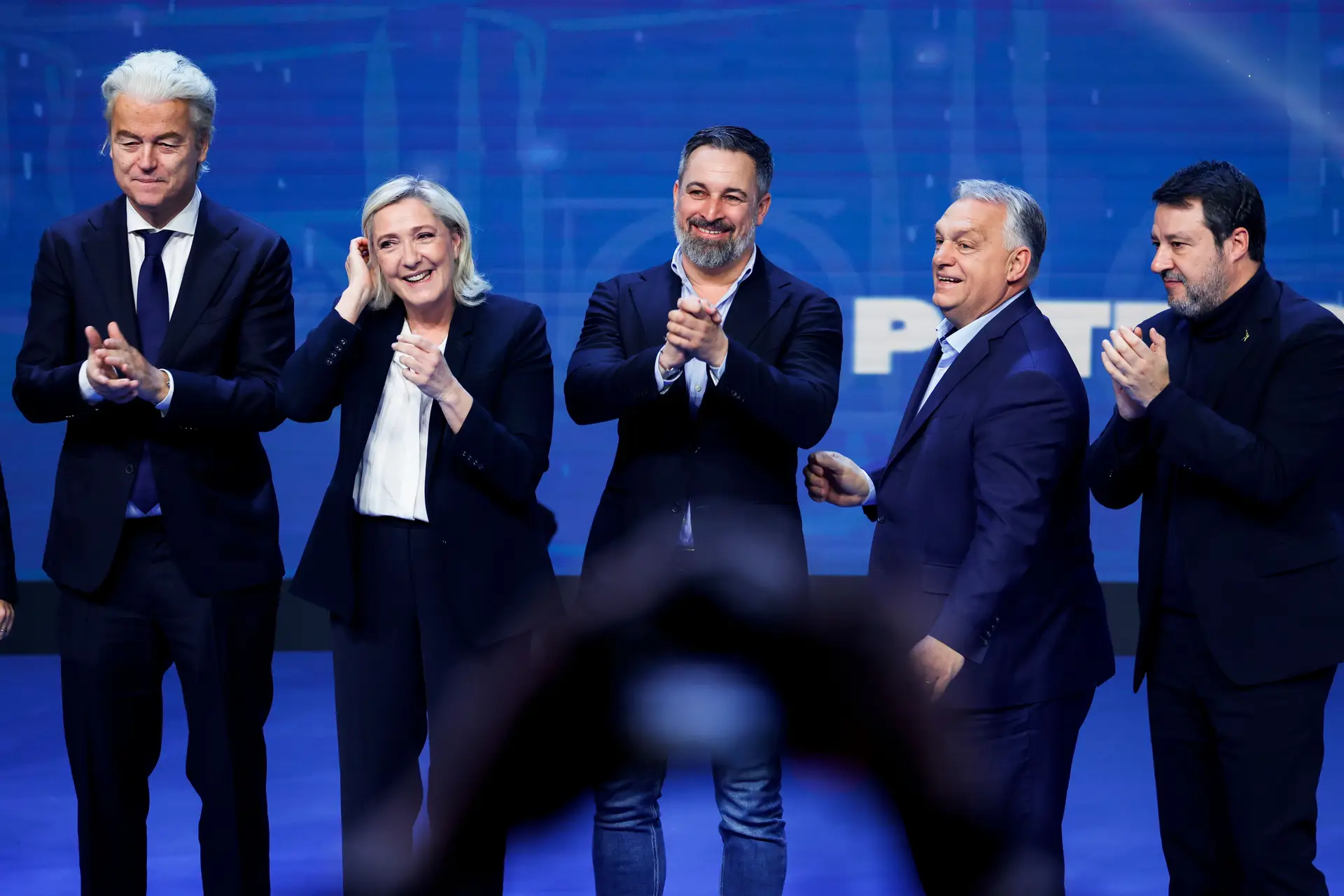 Figuras de proa da extrema-direita europeia numa reunião em Madrid, em fevereiro de 2025 

