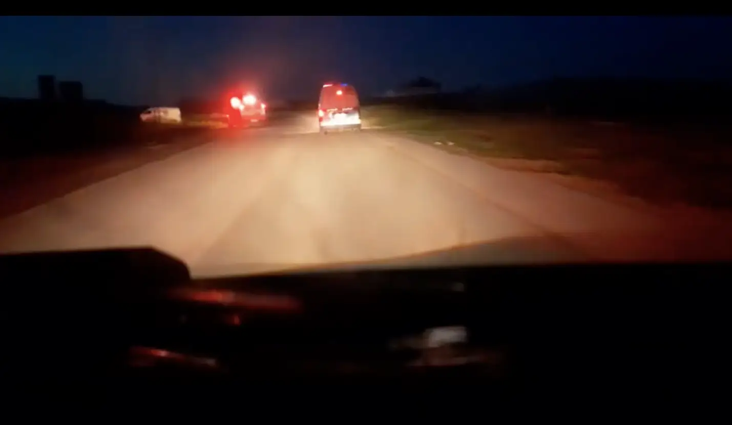 15 trabalhadores humanitários foram encontrados numa vala comum em Gaza. Israel tinha uma versão, mas um vídeo acabou com ela