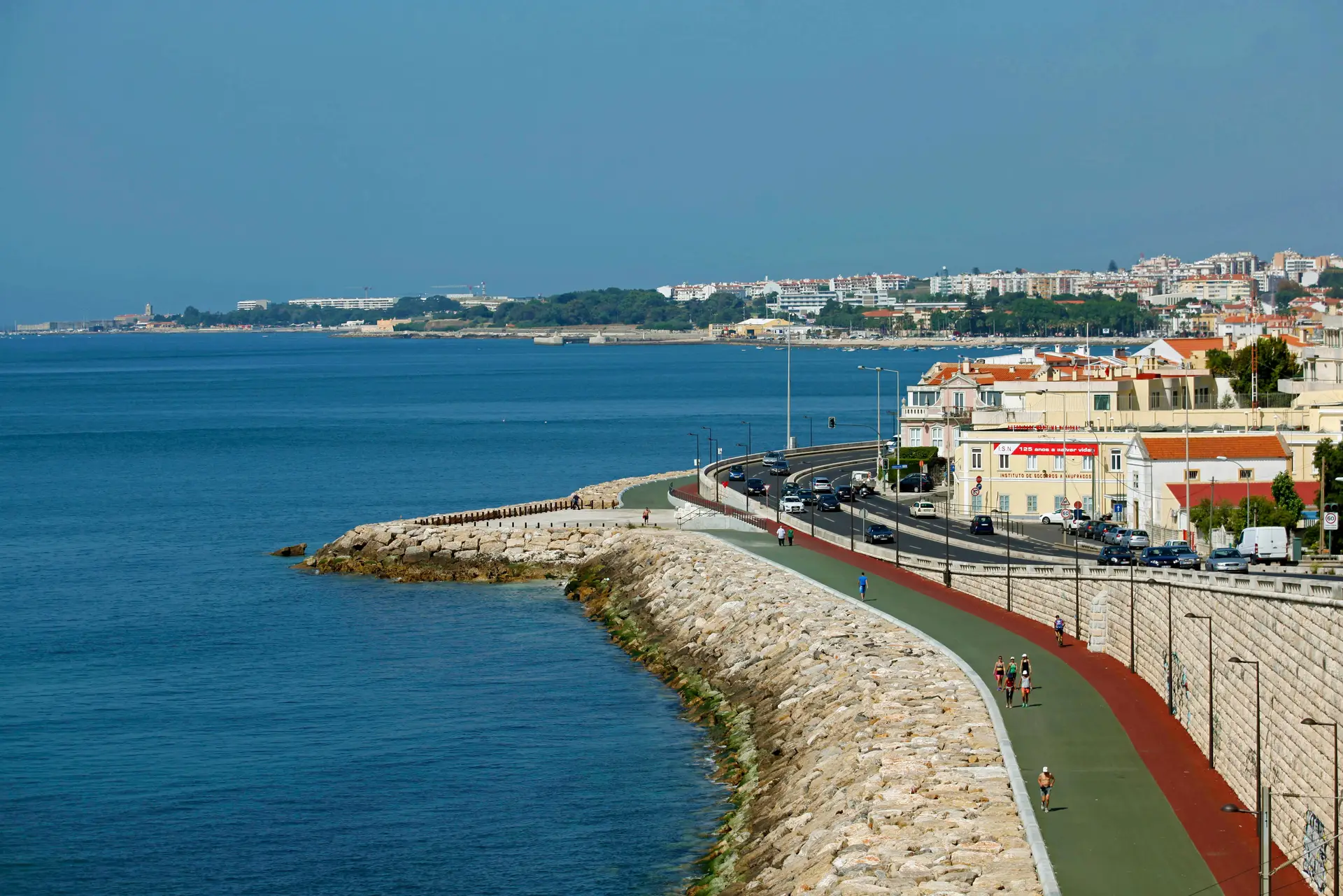 Curva do Mónaco, na zona de Caxias, Oeiras