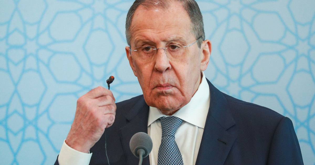 Rússia nega intenção de atacar NATO mas promete "resposta decisiva" a ataques