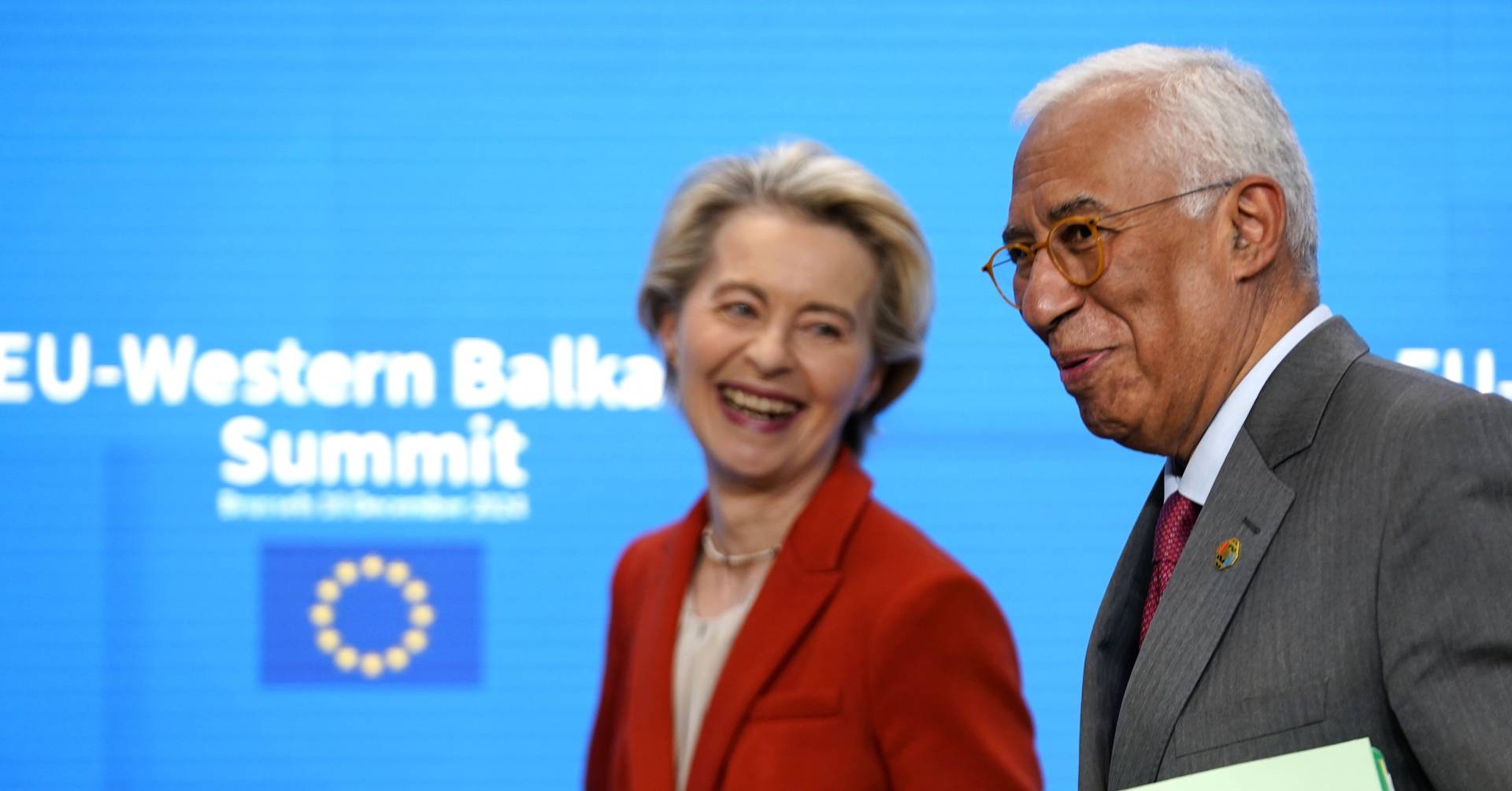 Costa e Von der Leyen já estão em Kiev para assinalar o quarto aniversário da guerra na Ucrânia Costa e Von der Leyen já estão em Kiev para assinalar o quarto aniversário da guerra na Ucrânia
