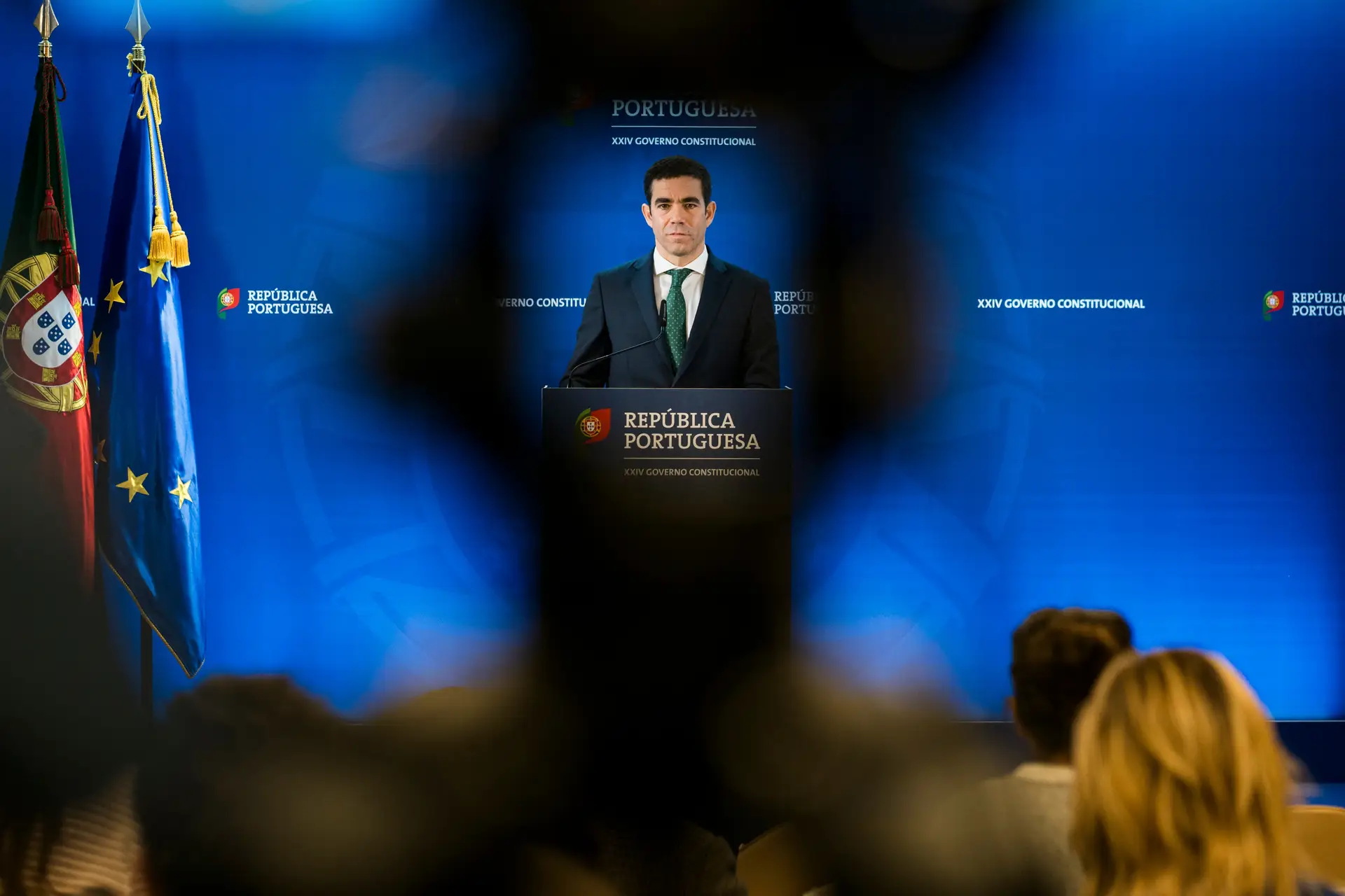 Prevenção de conflitos de interesses por publicar pelo Governo: “É opcional”, responde o ministro da Presidência