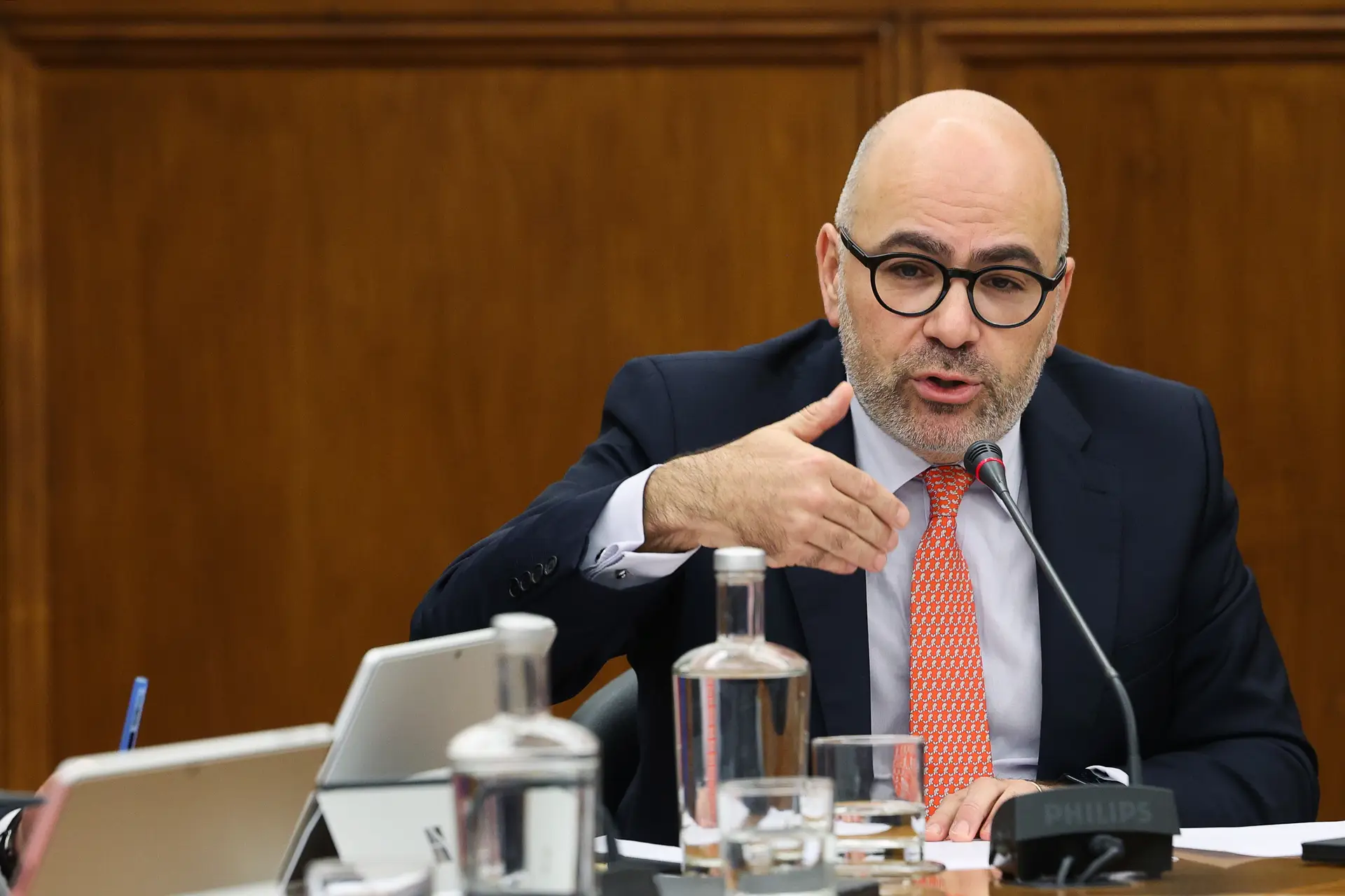 Pinto Luz diz que Portugal “demora muito a tomar decisões”, mas garante PRR