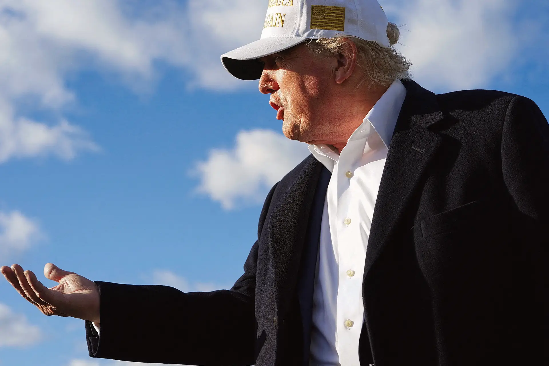 Donald Trump já assinou mais de uma centena de ordens executivas