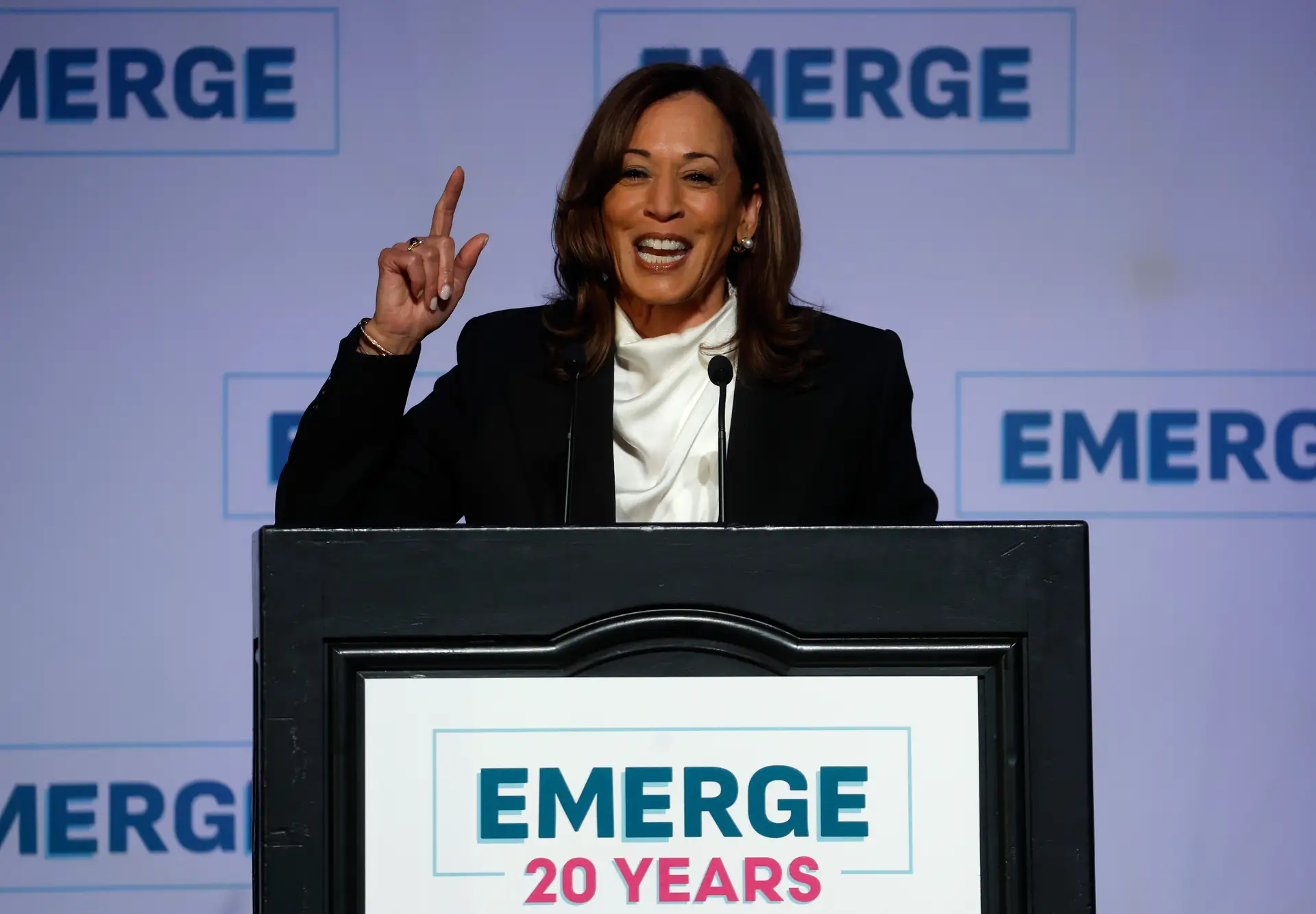 Kamala Harris reemerge com apelo à luta contra Trump: "O medo não é a única coisa contagiosa. A coragem também é contagiosa"