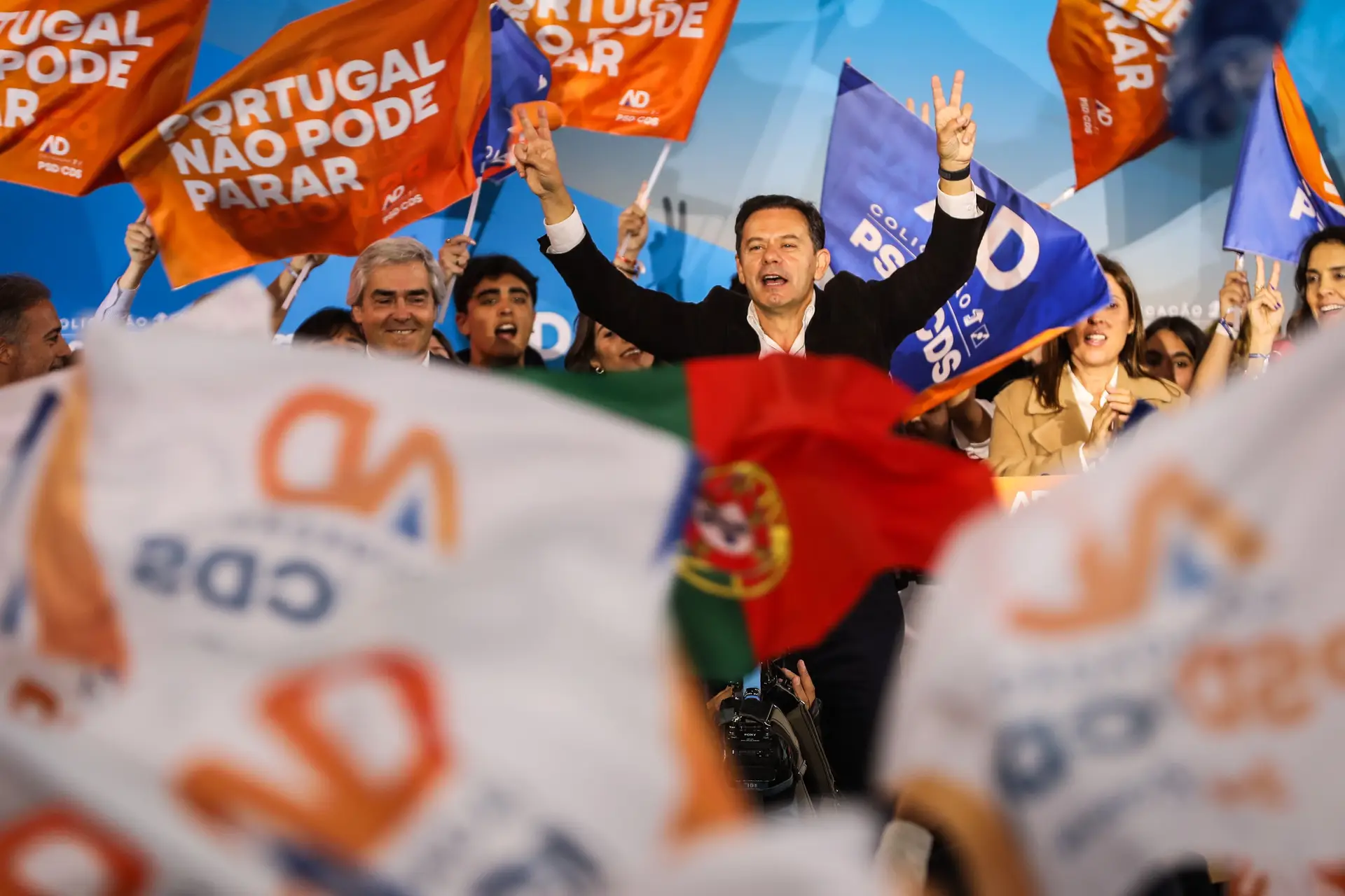 Montenegro diz que AD pôs "ordem na casa na Imigração"