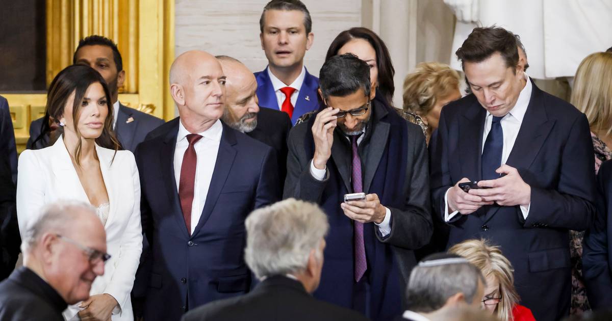 “Fazem tudo o que Trump quiser”: o que o caso Amazon revela sobre os empresários da Big Tech