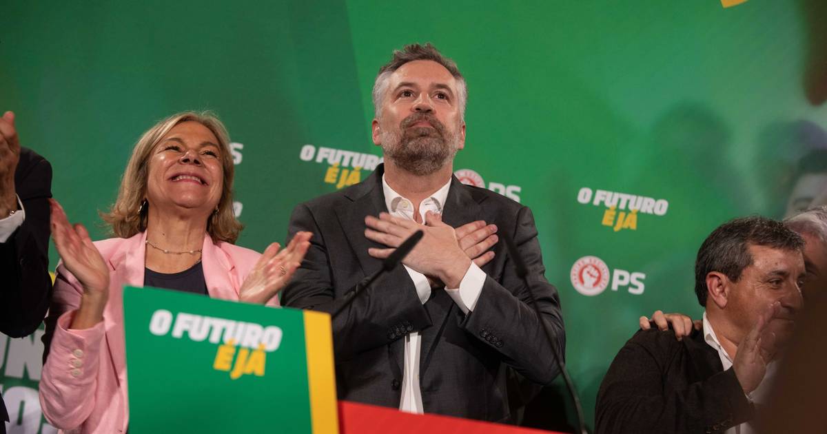 Pedro Nuno Santos muda discurso: os mesmos ataques a Montenegro, mas mais compromissos de governo (e um lembrete a Cavaco)