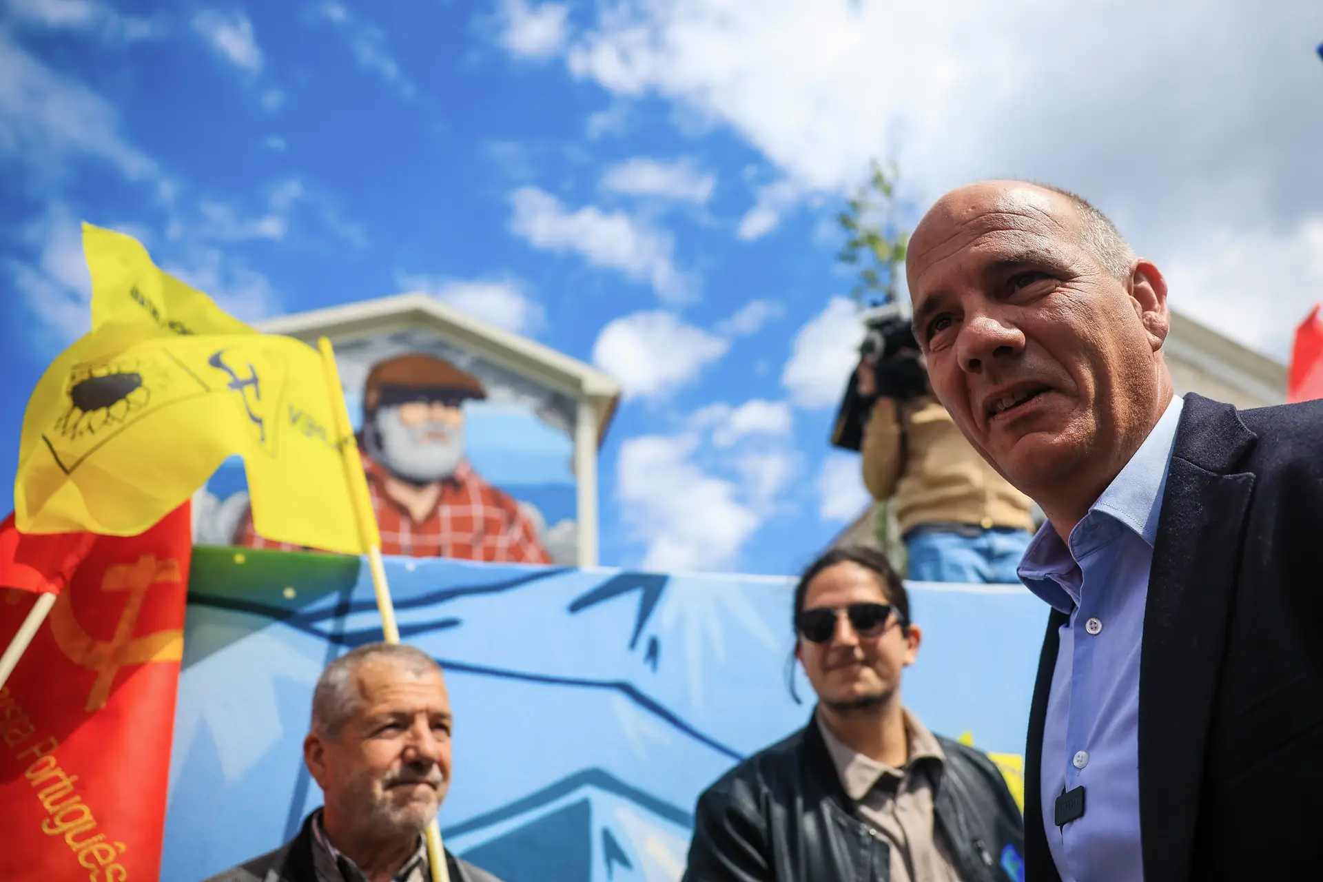 Paulo Raimundo em campanha em Matosinhos