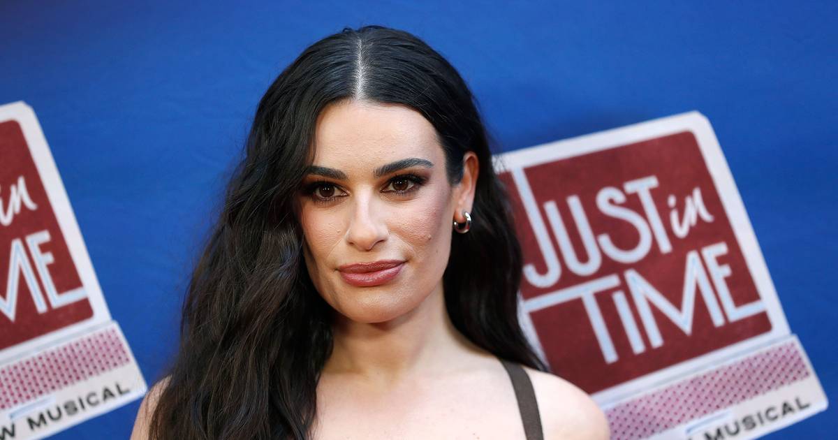 Lea Michele desmonta teoria da conspiração: “É de loucos pensar que as pessoas têm tão pouco que fazer da vida que a desperdiçariam comigo”