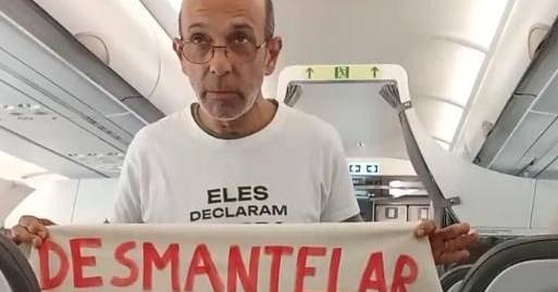 Protesto da Climáximo provoca atraso em voo Porto-Lisboa