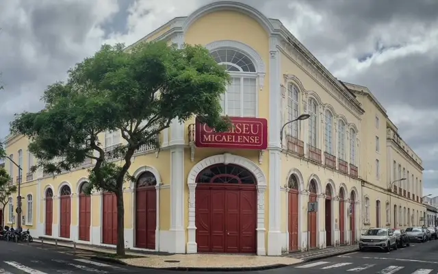 Parabéns, Coliseu Micaelense: a maior casa de espetáculos dos Açores faz 108 anos e tem muitas histórias para contar