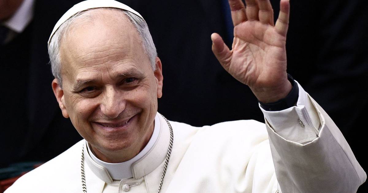 Leão XIV, o Papa que prefere CR7 a Messi, tem admiração por Tolentino e lê em português
