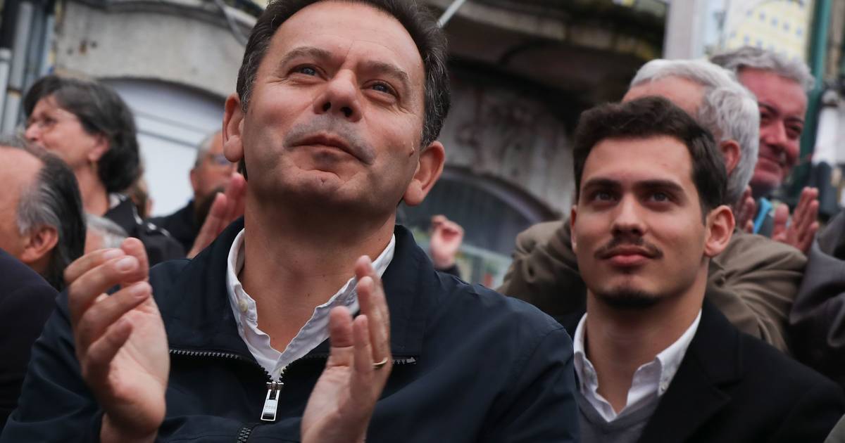 Spinumviva continua a ter sede na casa de Luís Montenegro em Espinho