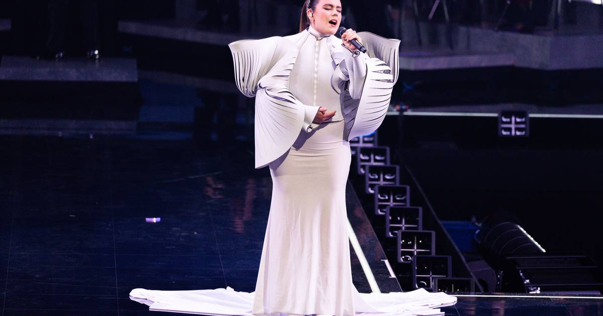 Eurovisão: veja a homenagem a Céline Dion com a portuguesa Iolanda