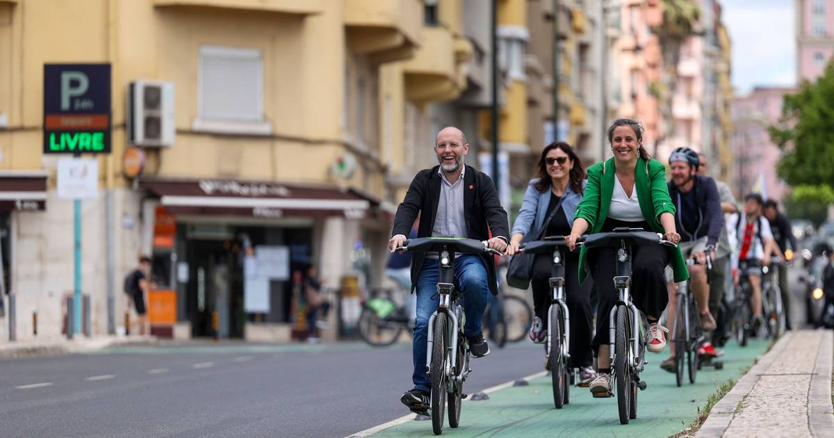 “Cada um pedala a sua bicicleta” e o Livre está “claramente com muita pedalada”: Rui Tavares assume ambição de ser “novo partido charneira”