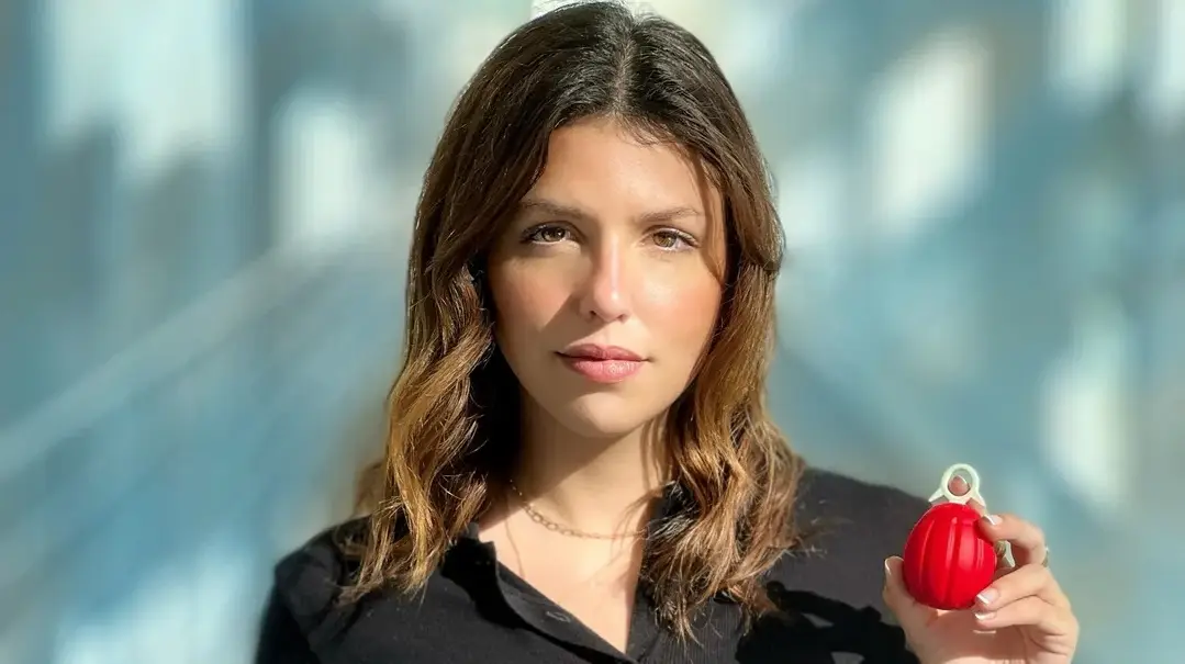 Julieta Rueff, fundadora da FlamAid, nasceu em 2001 e vai participar no primeiro debate (geração 00). Acredita que a aposta na educação é fundamental para um futuro mais justo