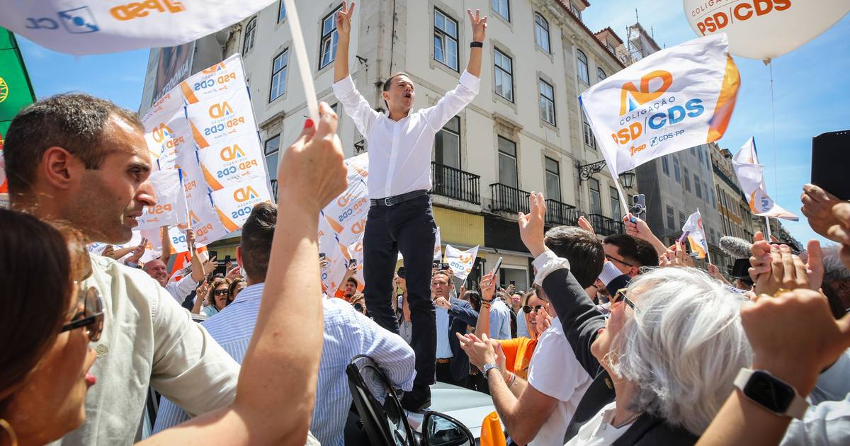 Montenegro pede "estabilidade", Pedro Nuno apela ao voto de quem "não acha normal misturar política e negócios"