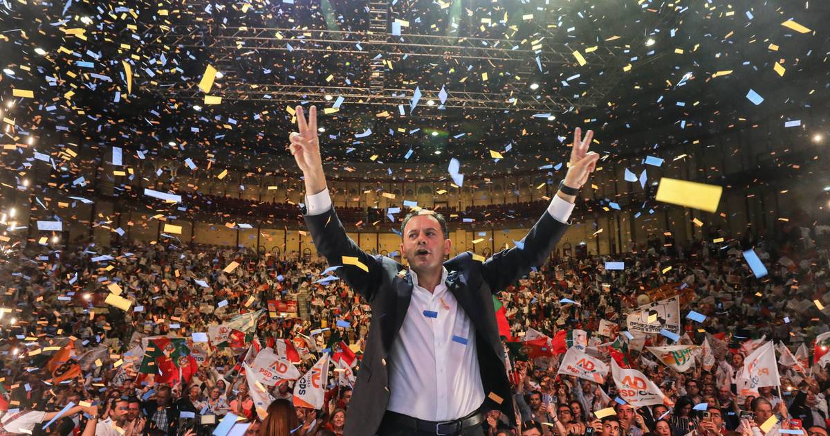 Montenegro meteu a ética no último comício da campanha e repetiu: “Nunca ninguém foi tão transparente como eu”