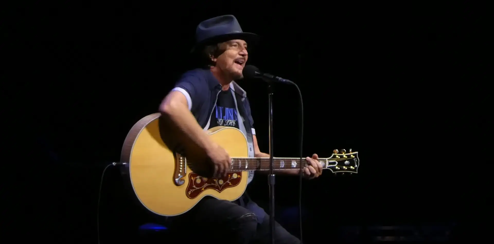 Pearl Jam tocam versão de Bruce Springsteen em apoio ao “Boss”