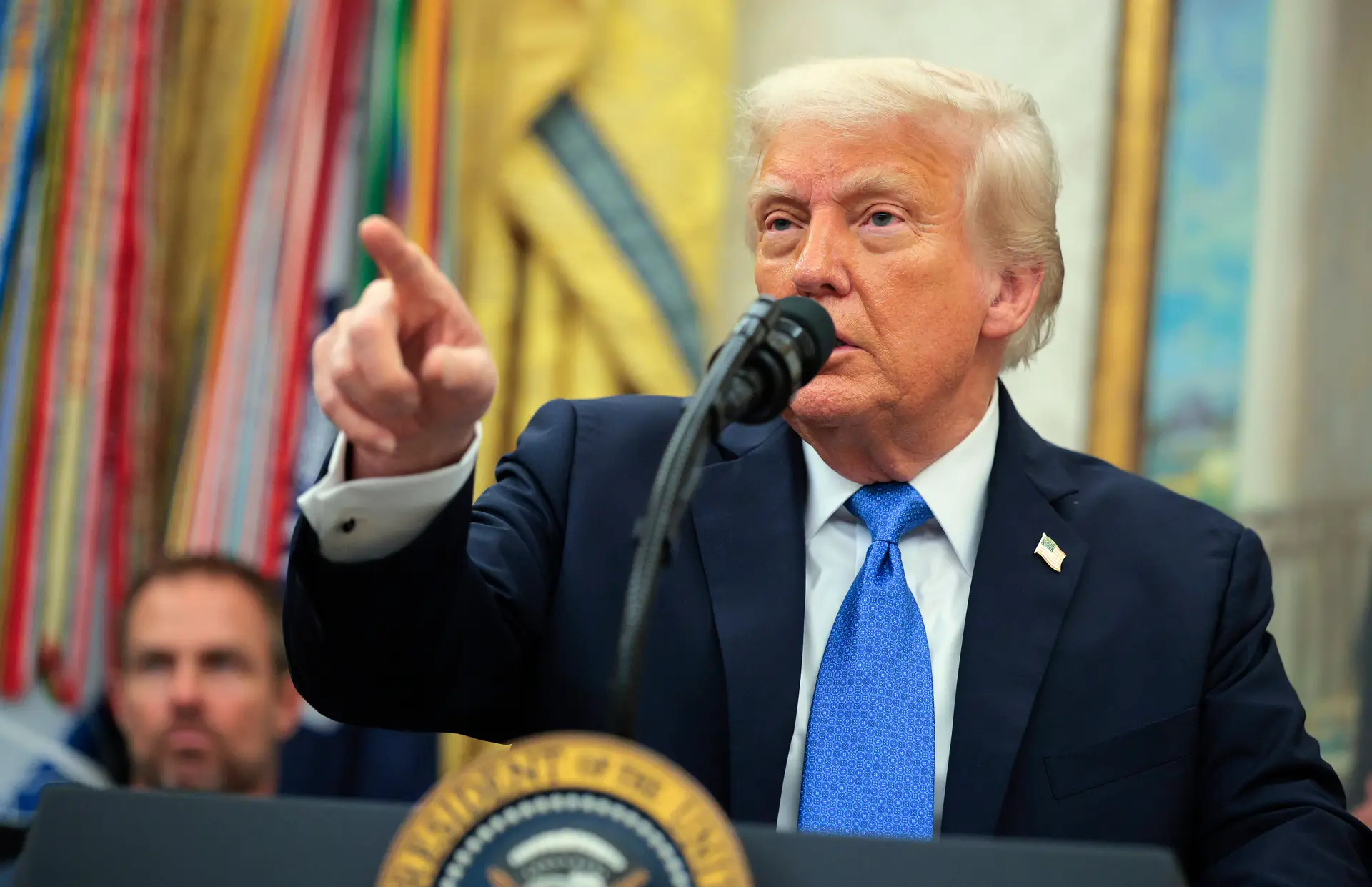Donald Trump apela a uma “enorme investigação” a Beyoncé, Bruce Springsteen e Bono, músicos que apoiaram Kamala Harris
